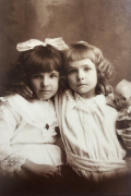 Florence Josephine & Emily Frances Ludlam sisters of Dorothy Shields (nee Ludlam)